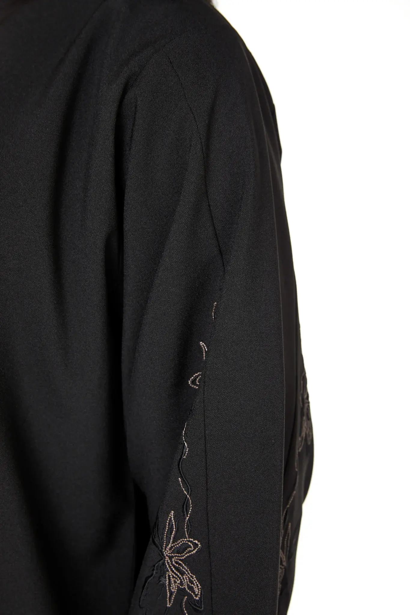Black Kadi Abaya with Sleeve Embroidery Detail